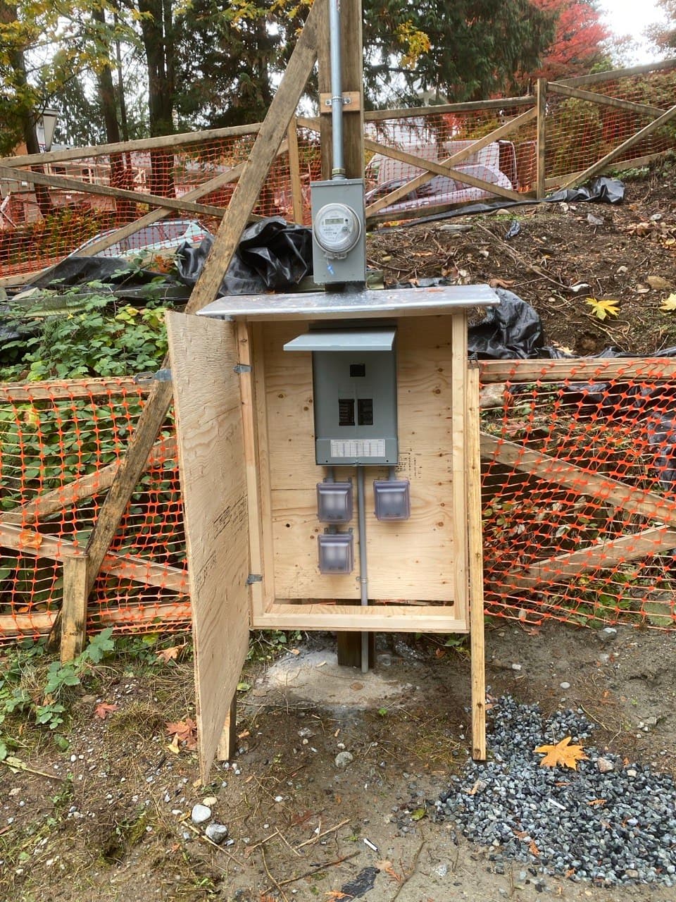 Ariana Electrical lighting and panel work